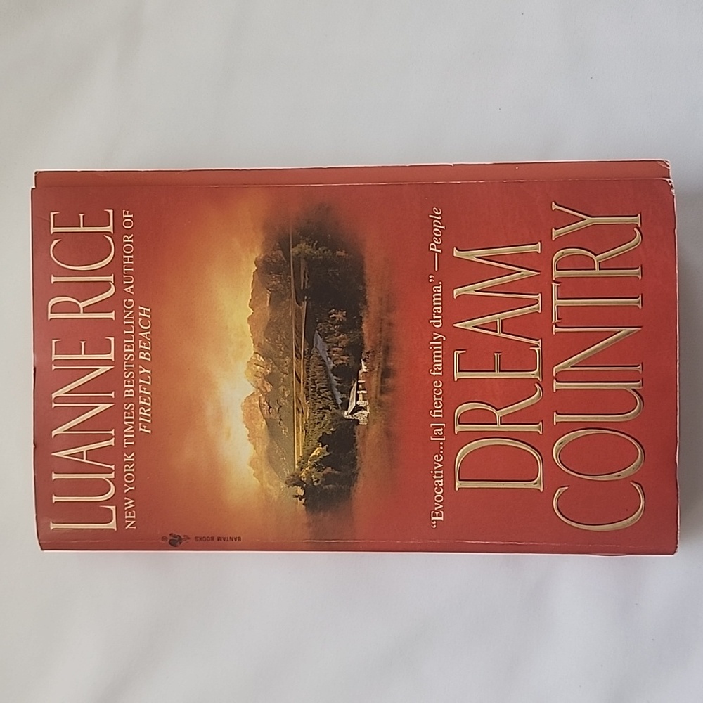 EUC Author Luanne Rice Dream Country Paperback Book